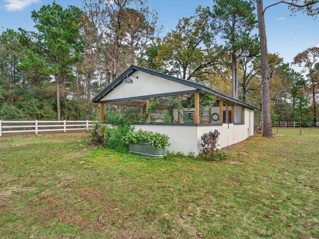 32906 Crestlake Boulevard, Magnolia, TX 77354