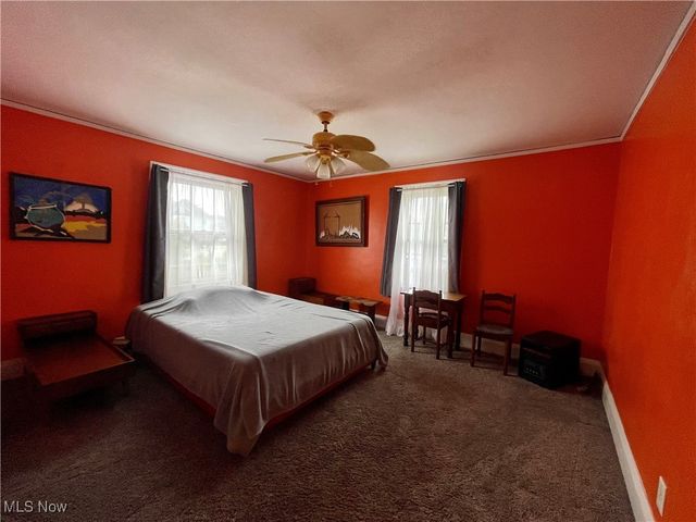 15 S Portland Avenue, Youngstown, OH 44509