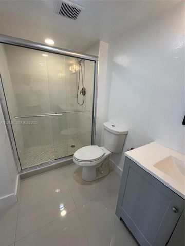 20505 E Country Club Dr 2132, Aventura, FL 33180