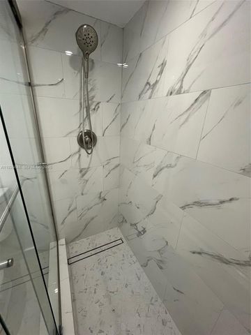 20505 E Country Club Dr 2132, Aventura, FL 33180