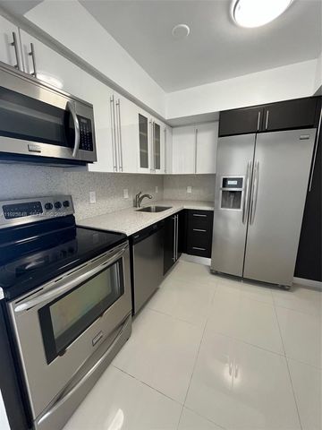 20505 E Country Club Dr 2132, Aventura, FL 33180