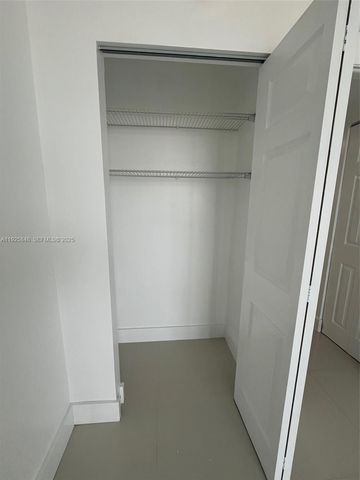 20505 E Country Club Dr 2132, Aventura, FL 33180