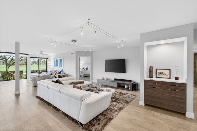 7473 Victory Lane 8701, Delray Beach, FL 33446