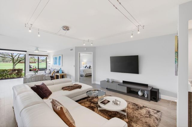 7473 Victory Lane 8701, Delray Beach, FL 33446