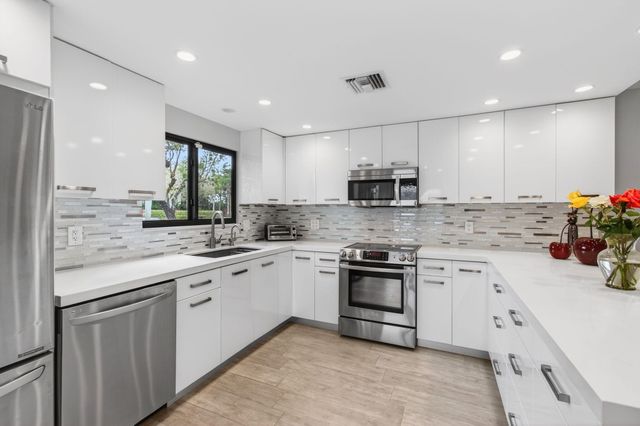 7473 Victory Lane 8701, Delray Beach, FL 33446