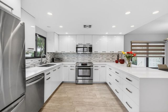 7473 Victory Lane 8701, Delray Beach, FL 33446