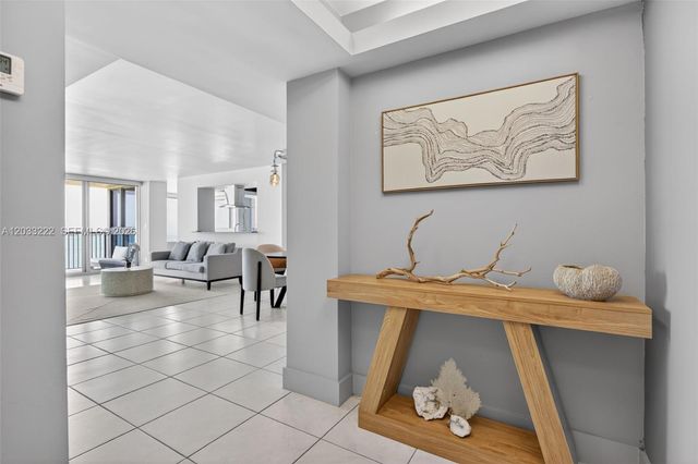 2655 Collins Avenue 1512, Miami Beach, FL 33140