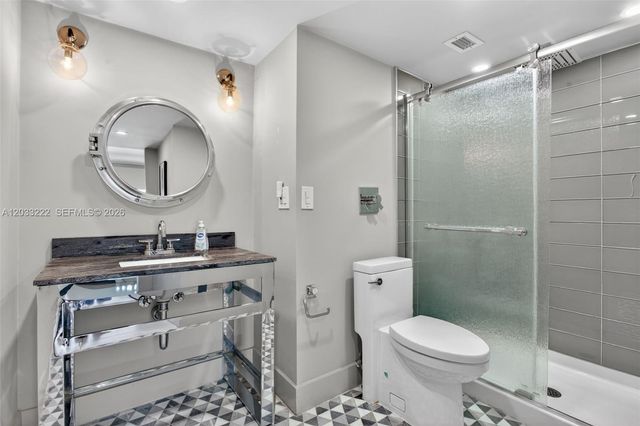 2655 Collins Avenue 1512, Miami Beach, FL 33140