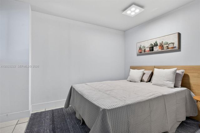2655 Collins Avenue 1512, Miami Beach, FL 33140