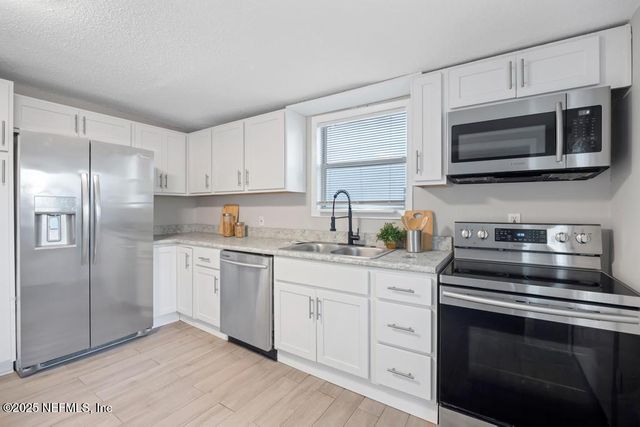 9114 INDIA Avenue, Jacksonville, FL 32211