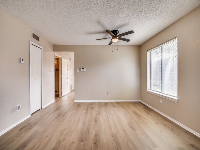 2614 Holy Cross Lane, Garland, TX 75044