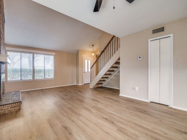 2614 Holy Cross Lane, Garland, TX 75044