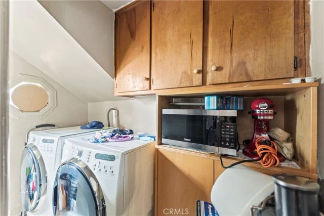2424 West, Los Angeles, CA 90016