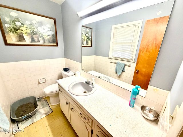 1809 N Metcalf Street, Lima, OH 45801