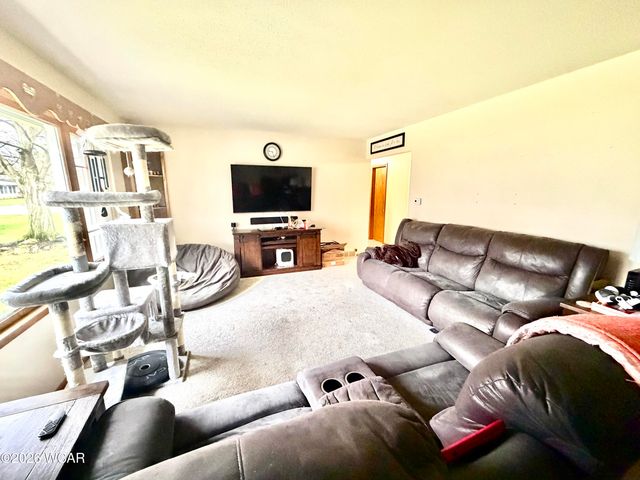 1809 N Metcalf Street, Lima, OH 45801