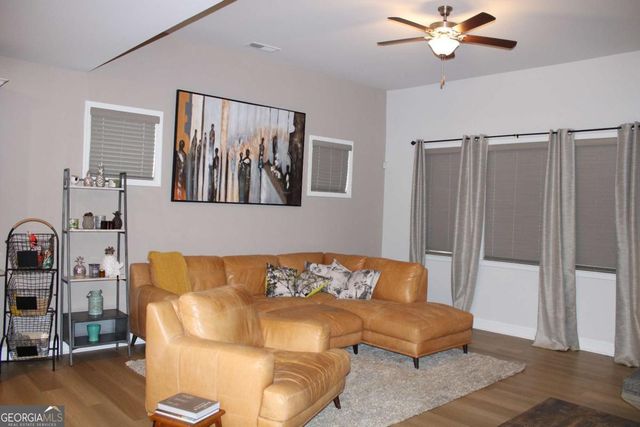 2477 Knob Creek Drive, Snellville, GA 30078