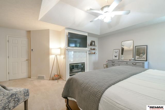 6001 S 157 Circle, Omaha, NE 68135