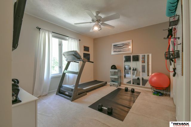 6001 S 157 Circle, Omaha, NE 68135