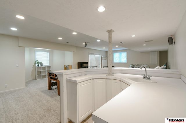 6001 S 157 Circle, Omaha, NE 68135