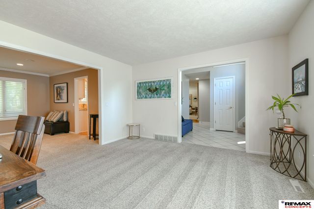 6001 S 157 Circle, Omaha, NE 68135