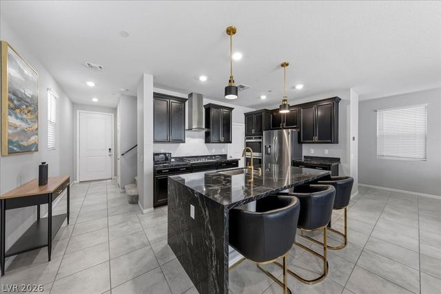 379 Spotted Dove Street, Las Vegas, NV 89138