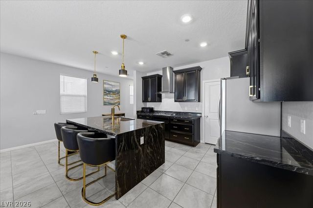 379 Spotted Dove Street, Las Vegas, NV 89138