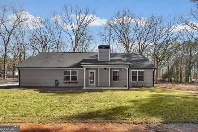 1788 Standing Rock Road, Senoia, GA 30276