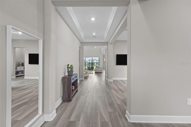 5855 SILVERSIDE PINE COURT, Lakewood Ranch, FL 34211