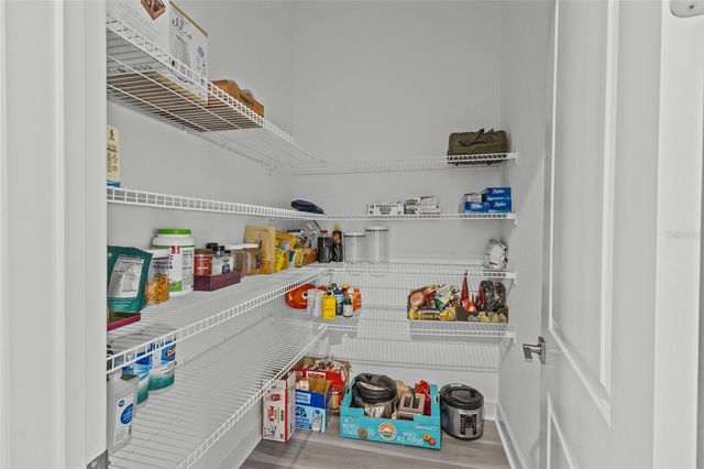 5855 SILVERSIDE PINE COURT, Lakewood Ranch, FL 34211