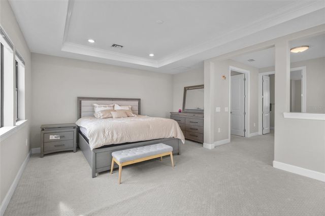 5855 SILVERSIDE PINE COURT, Lakewood Ranch, FL 34211