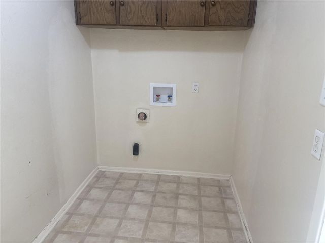 6301 Wrigley Way, Fort Worth, TX 76133