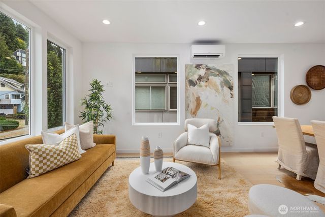 4123 B Chilberg Avenue SW, Seattle, WA 98116