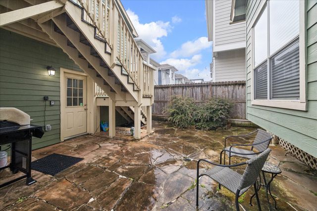 427 W 24th Street, Houston, TX 77008