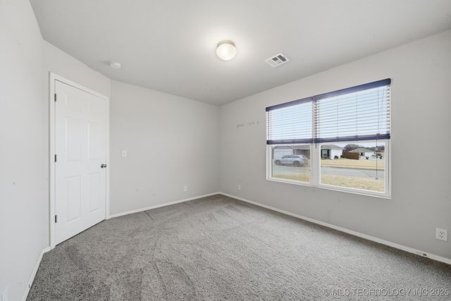 10716 N 101st East Court, Owasso, OK 74055