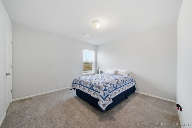 10716 N 101st East Court, Owasso, OK 74055