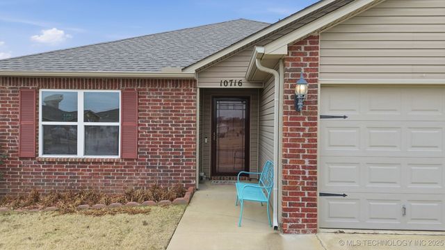10716 N 101st East Court, Owasso, OK 74055