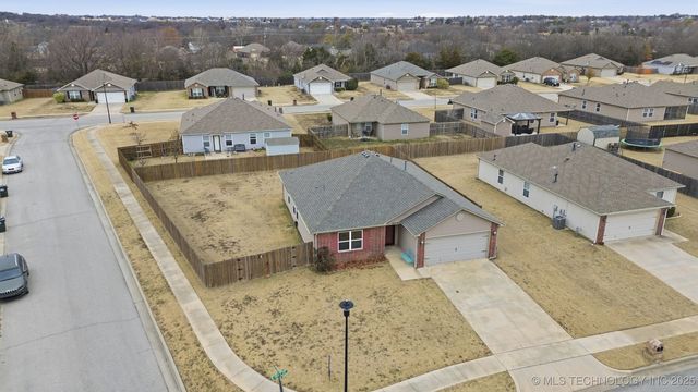 10716 N 101st East Court, Owasso, OK 74055