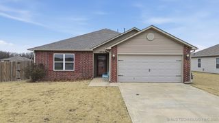 10716 N 101st East Court, Owasso, OK 74055