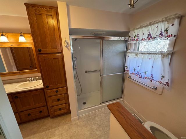 5013 County Road 23 Road, Auburn, IN 46706