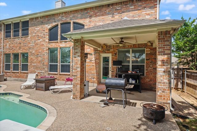 6705 Glade Drive, Arlington, TX 76001