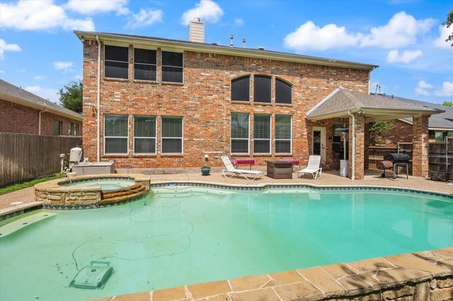 6705 Glade Drive, Arlington, TX 76001