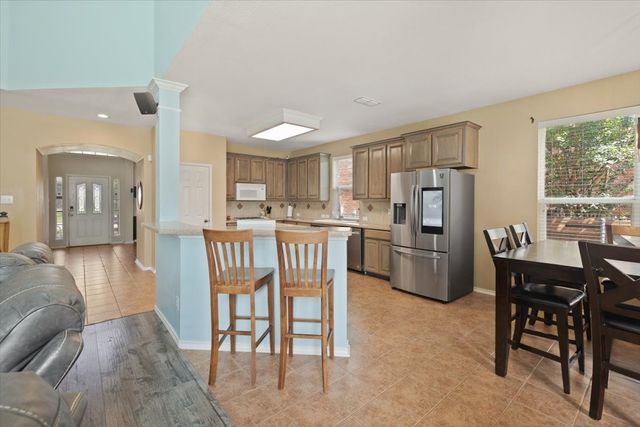 6705 Glade Drive, Arlington, TX 76001