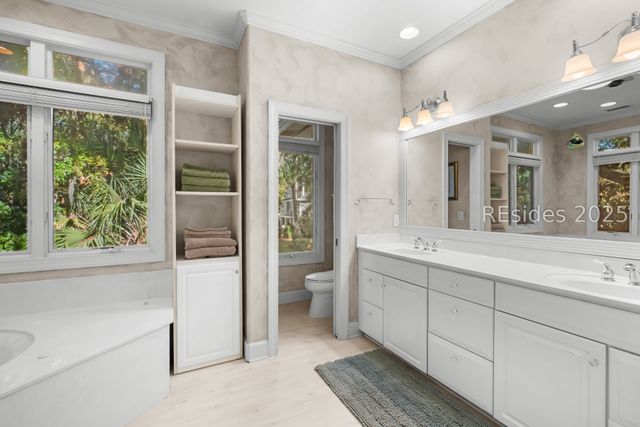 4 Heron St, Hilton Head Island, SC 29928