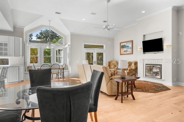 4 Heron St, Hilton Head Island, SC 29928