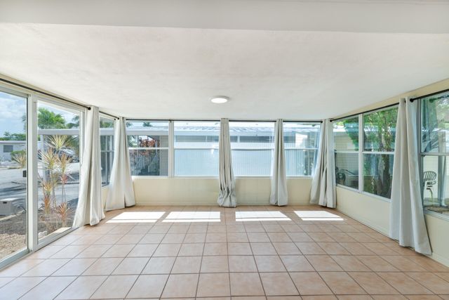 2874 SW 58th Street, Fort Lauderdale, FL 33312