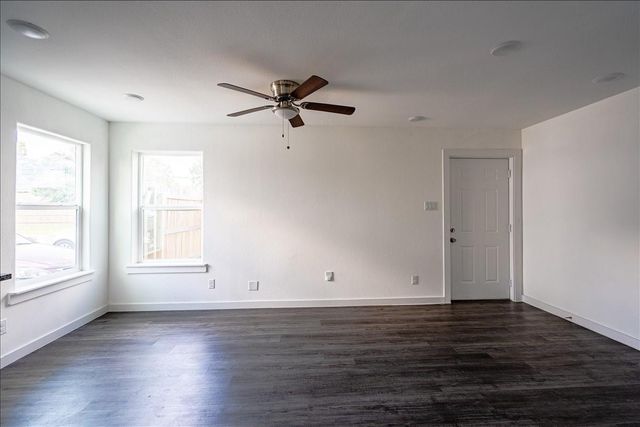 6305 Sandra Street, Houston, TX 77028