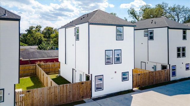 6305 Sandra Street, Houston, TX 77028