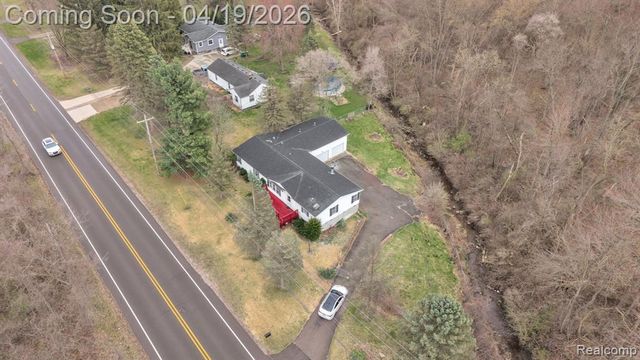 36085 Wick Road, Romulus, MI 48174