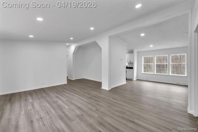 36085 Wick Road, Romulus, MI 48174