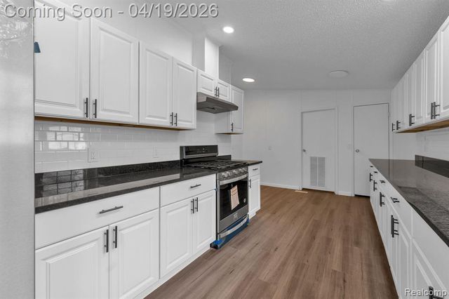 36085 Wick Road, Romulus, MI 48174